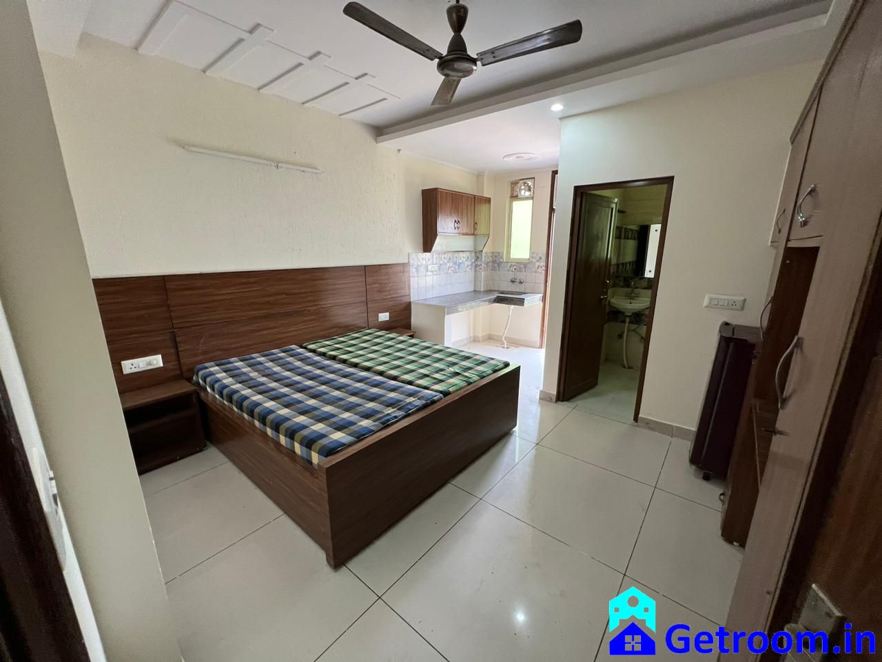 1 RK House Any Tenants