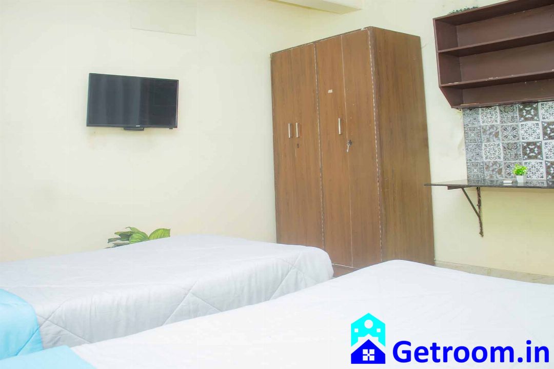 Single Room PG Bachelor