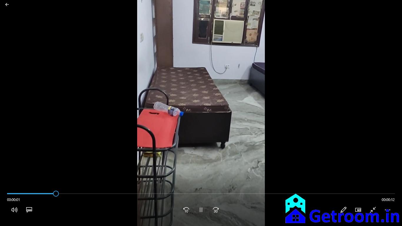 Double Shared Room House Bachelor