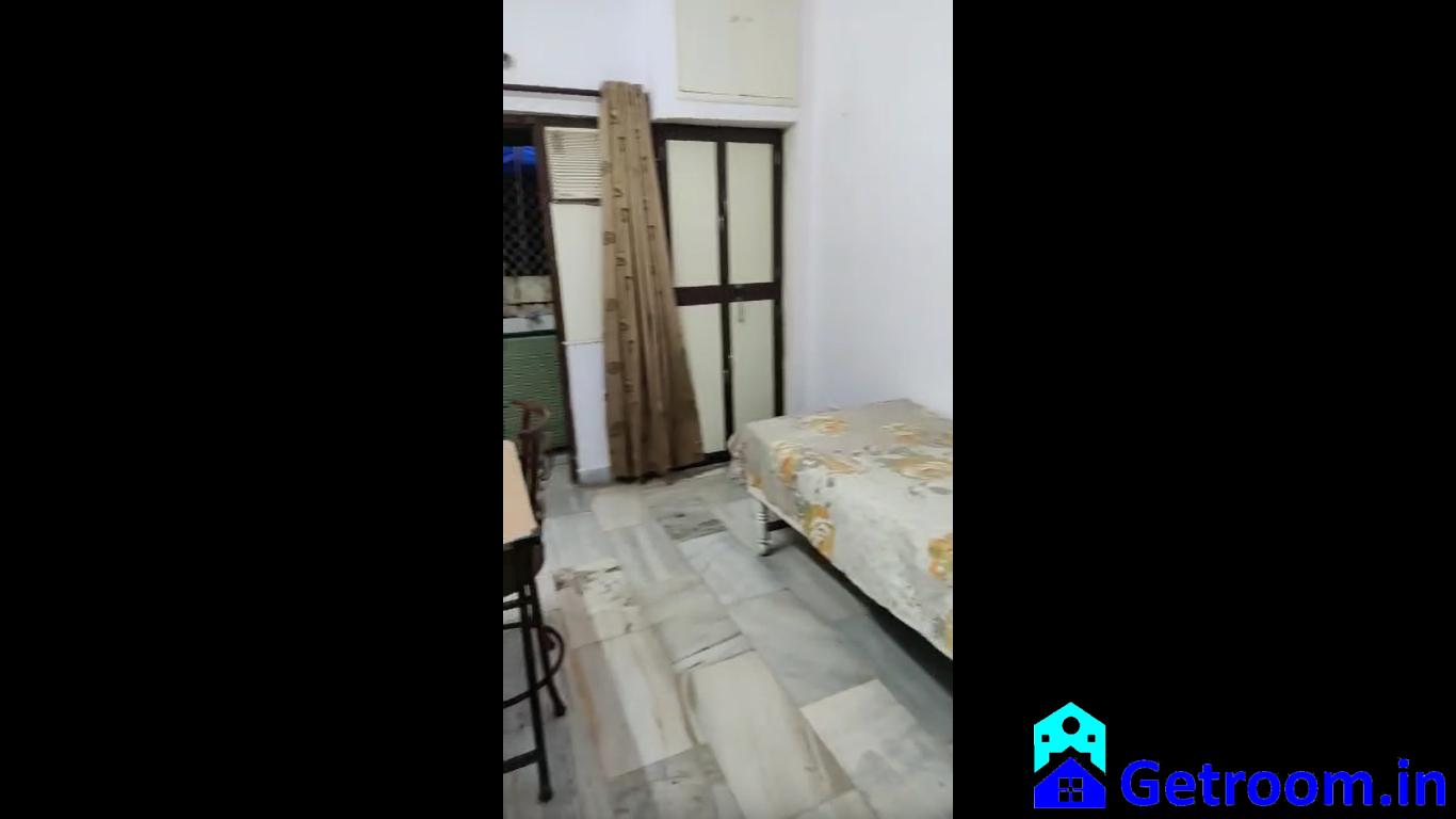 Single Room House Bachelor