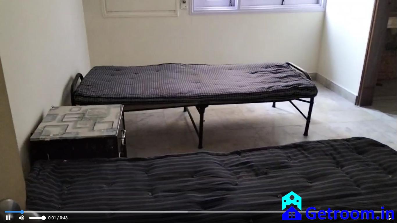 Triple Shared Room House Bachelor