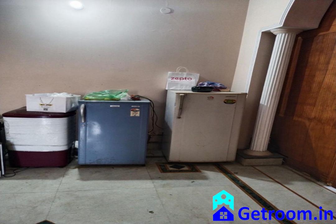 Single Room House Bachelor