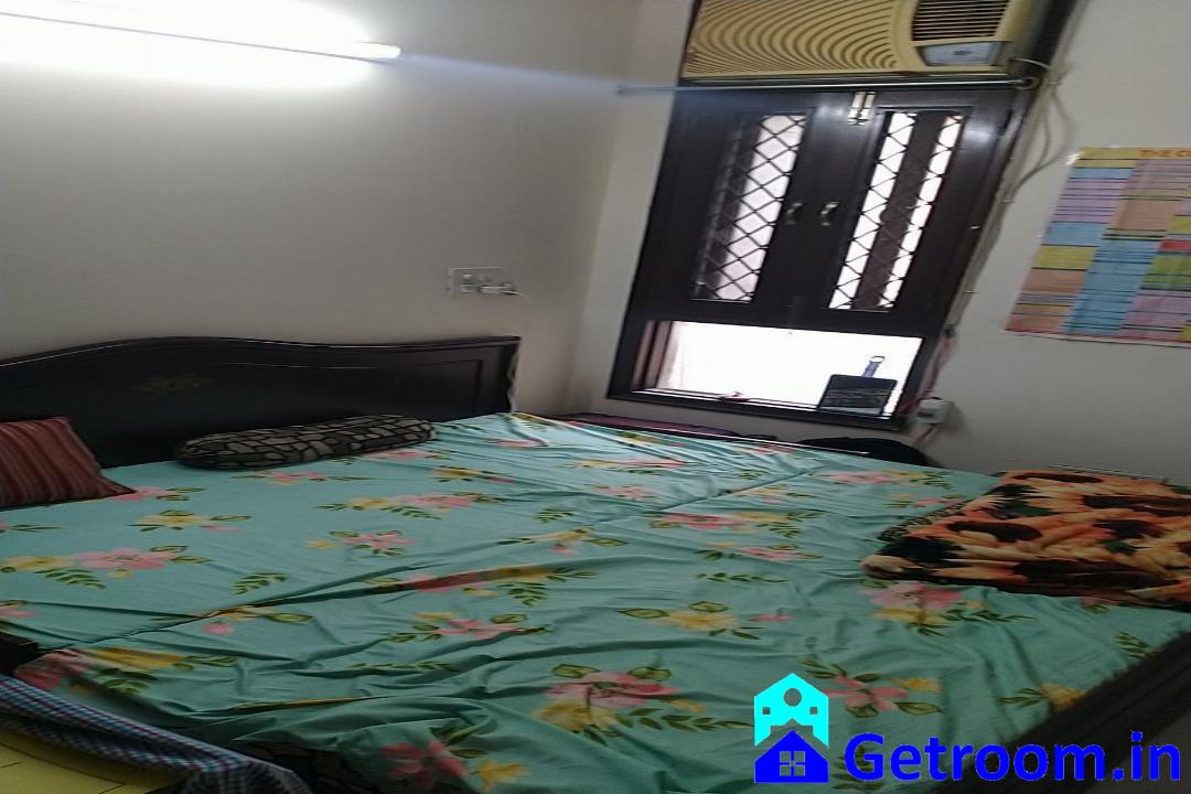 3 BHK House Bachelor