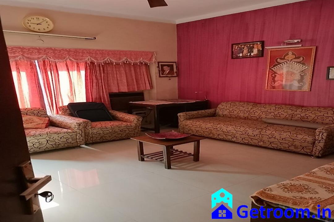 Double Shared Room House Bachelor