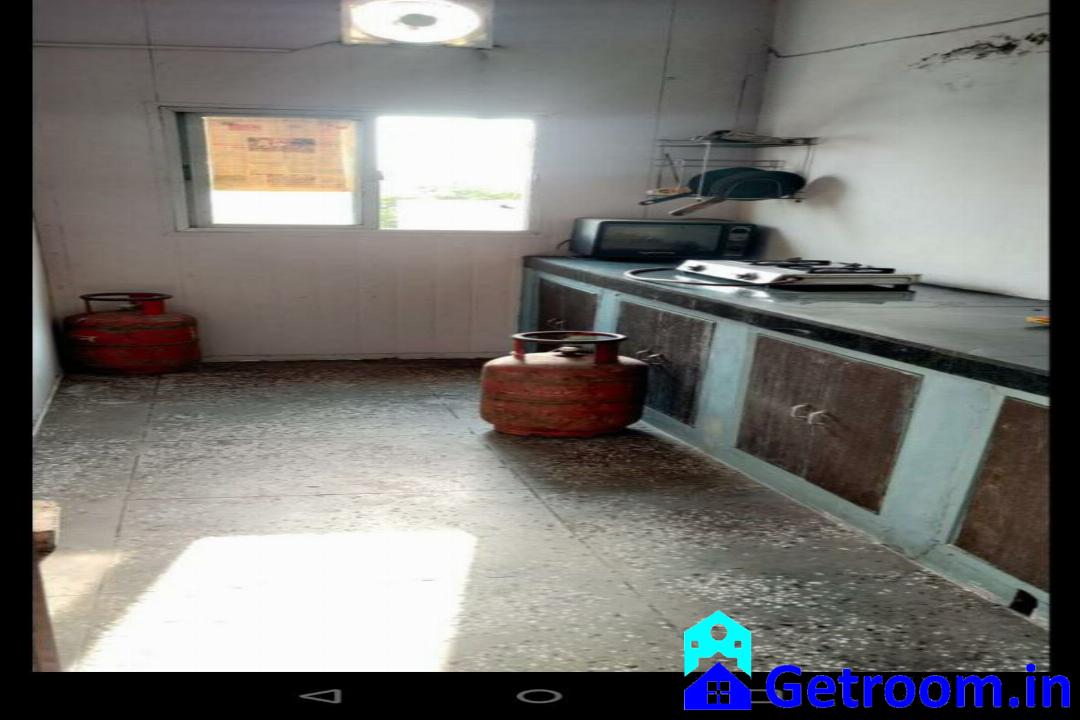 Double Shared Room House Bachelor