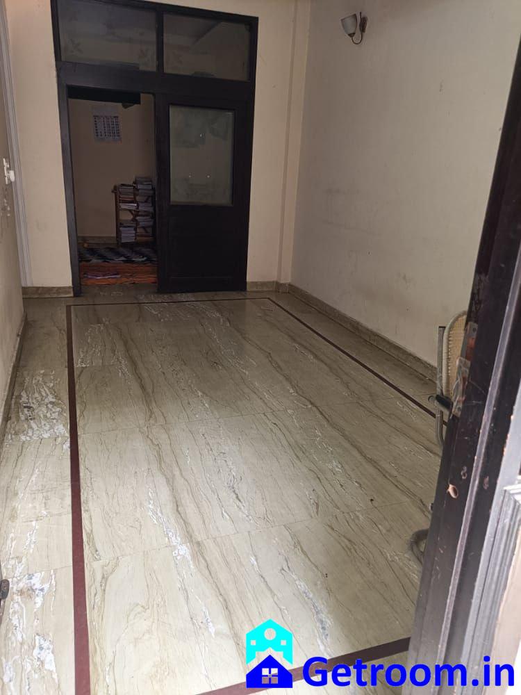 Double Shared Room House Bachelor