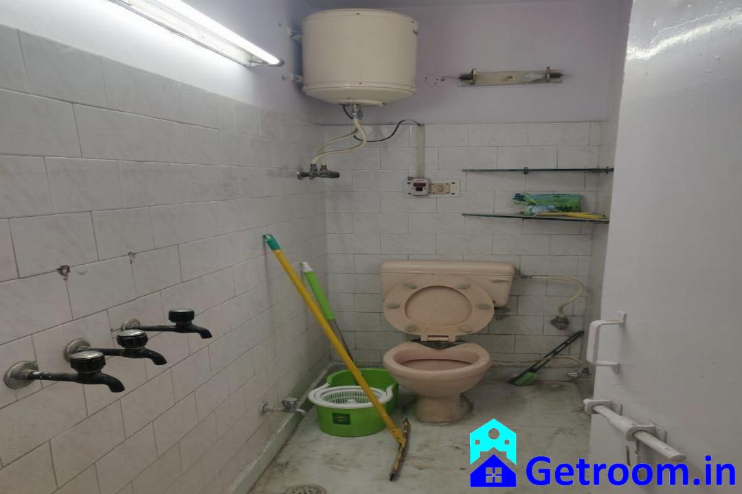 Single Room House Bachelor