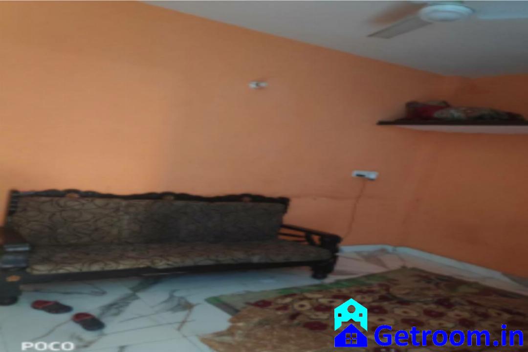 1 BHK House Any Tenants