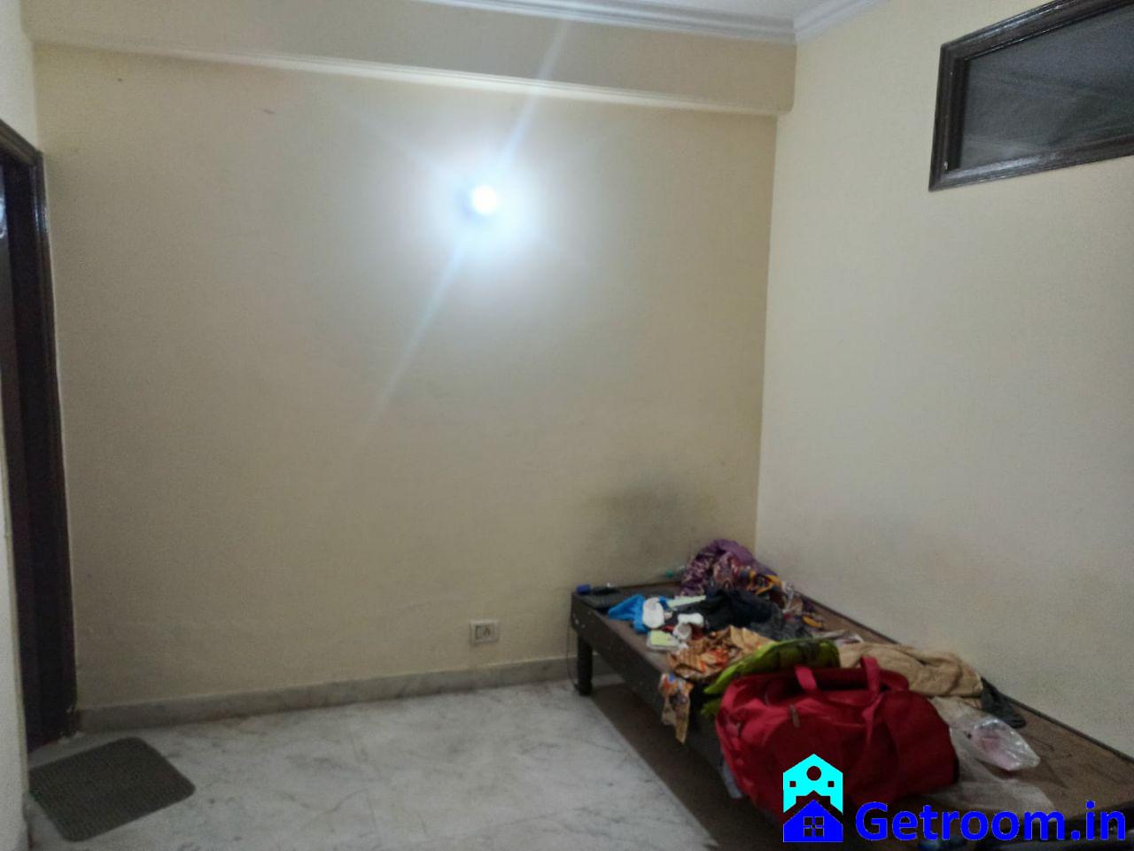 Single Room House Bachelor