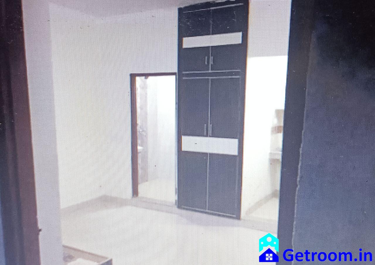 Double Shared Room House Bachelor